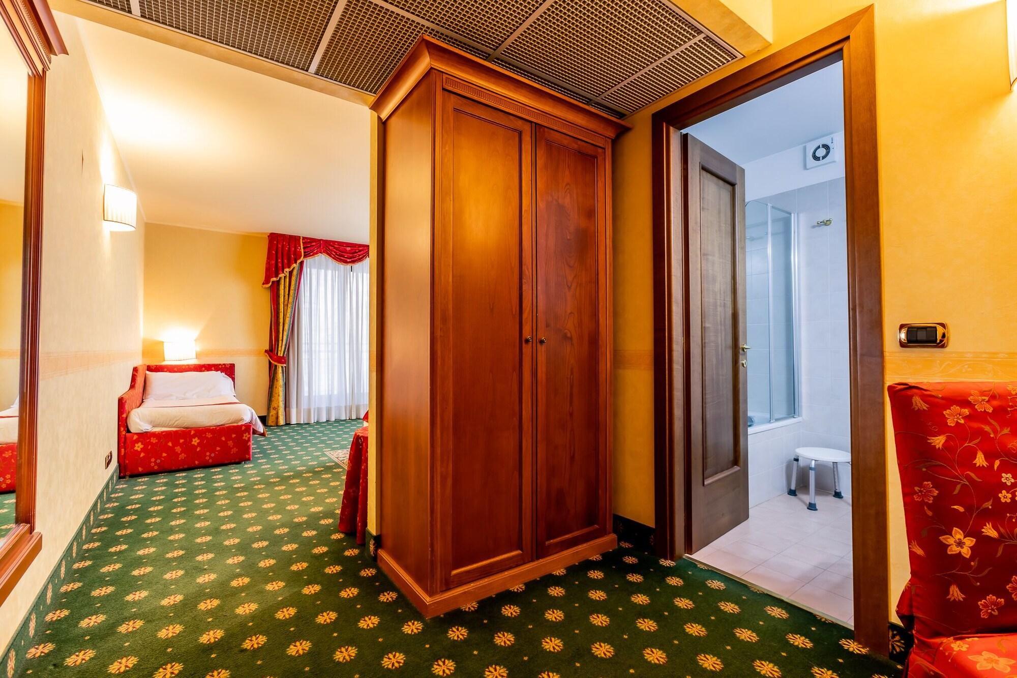Cristallo Hotel